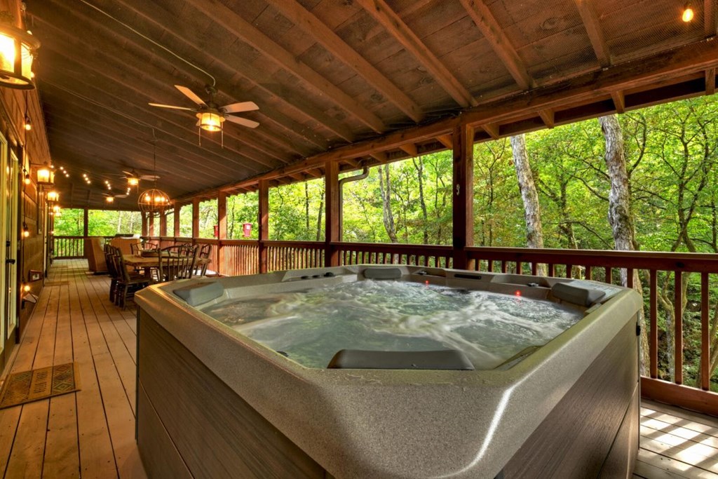 390 Twin Creeks Road