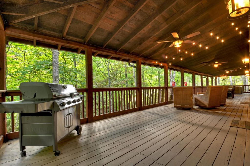 390 Twin Creeks Road
