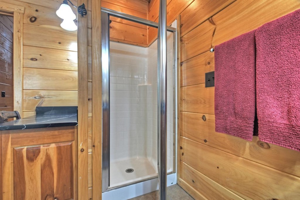 390 Twin Creeks Road