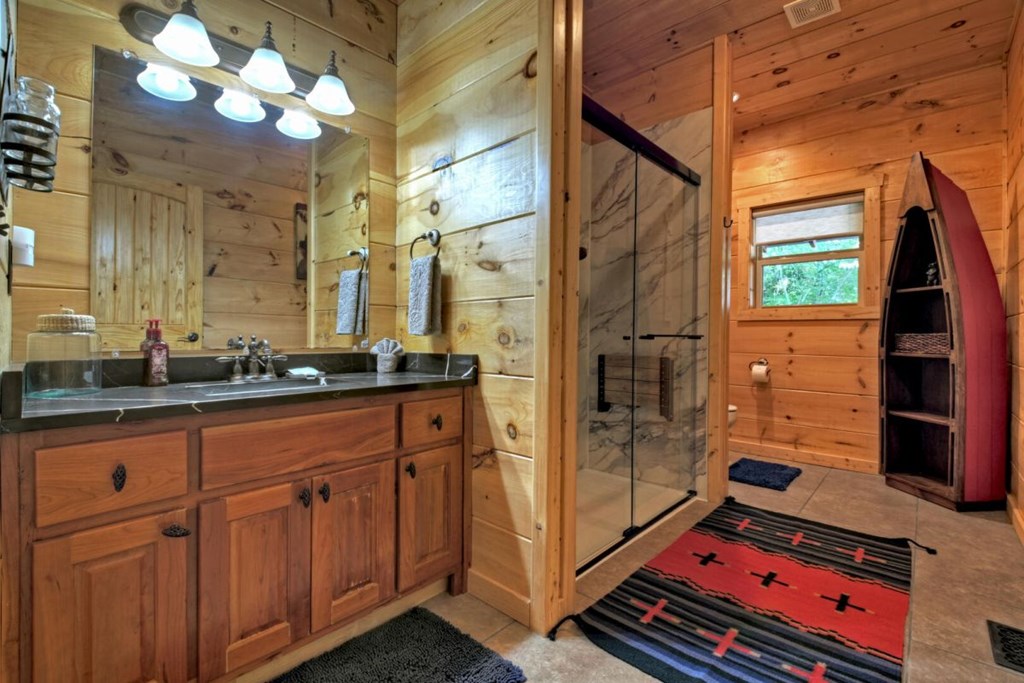 390 Twin Creeks Road