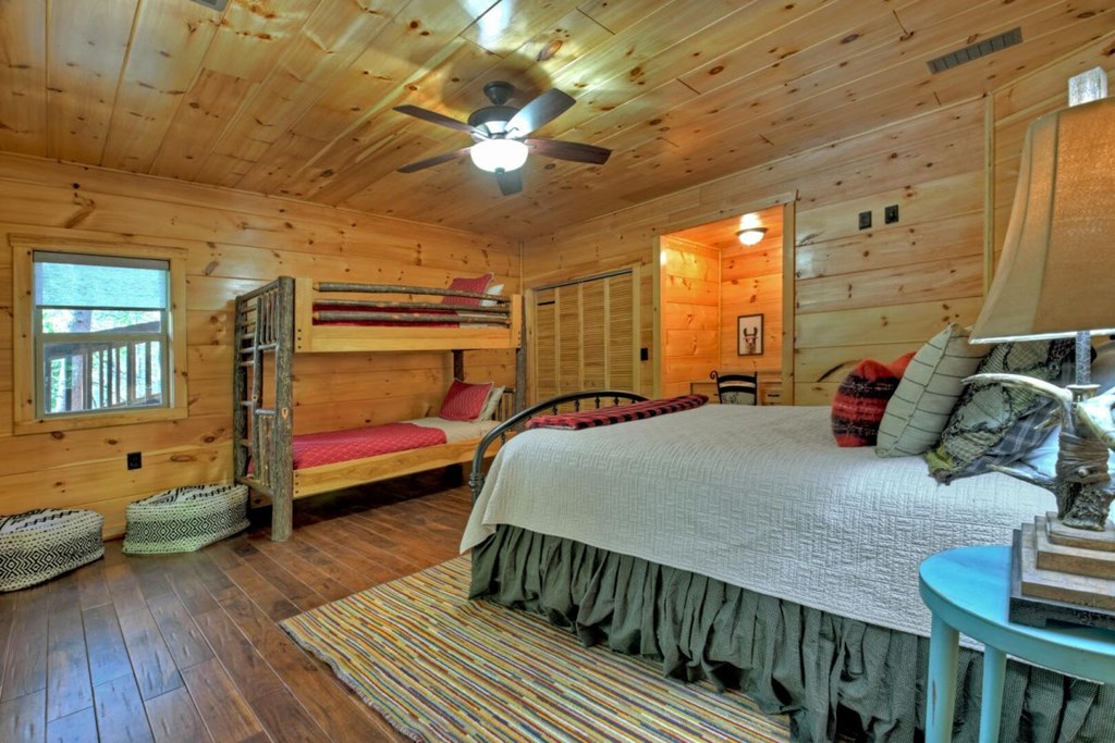 390 Twin Creeks Road
