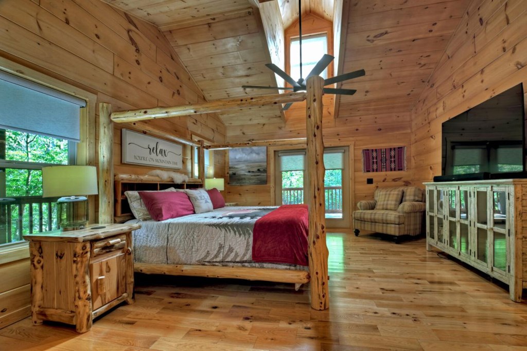 390 Twin Creeks Road