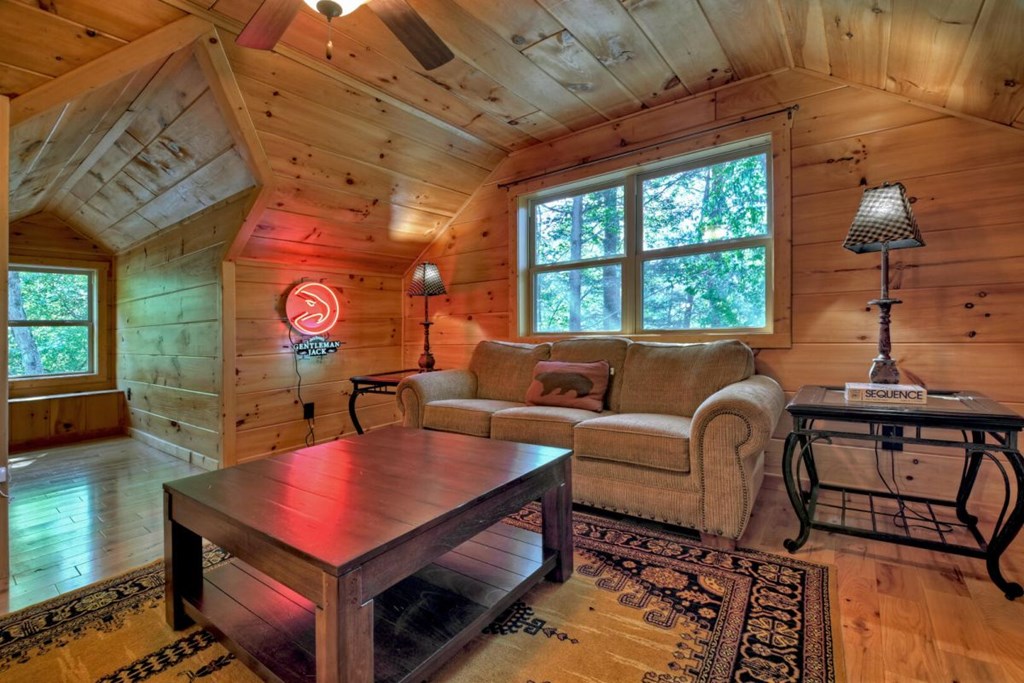 390 Twin Creeks Road