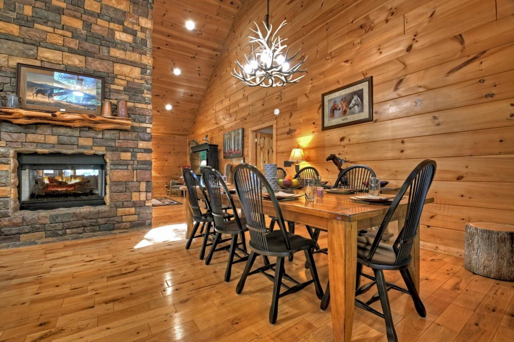 390 Twin Creeks Road