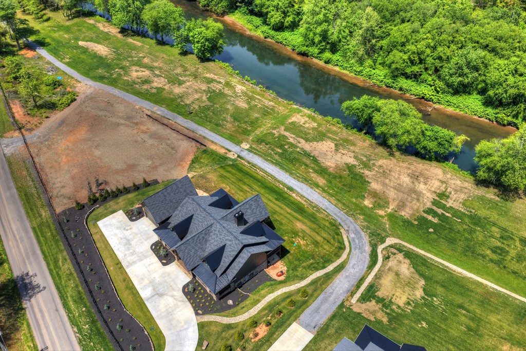1753 Grassy Creek Road