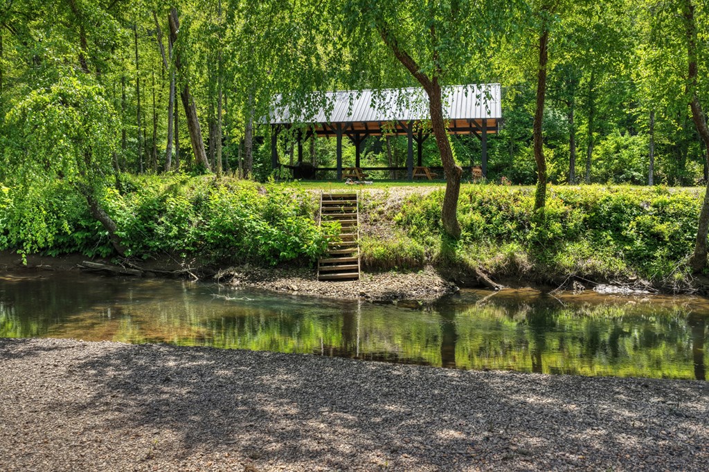 1753 Grassy Creek Road