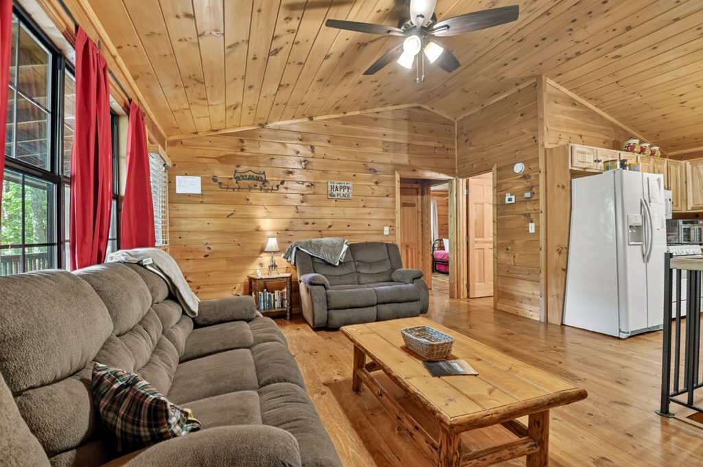 423 Laurel Creek Road