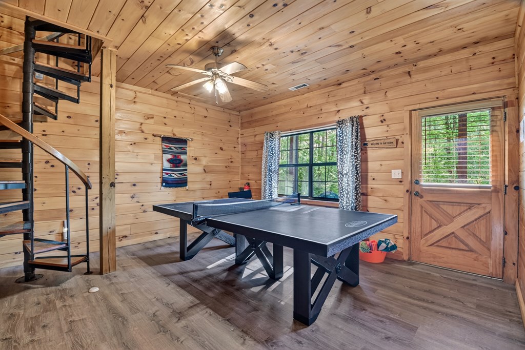 423 Laurel Creek Road