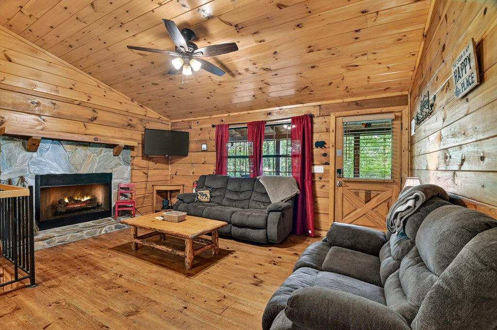 423 Laurel Creek Road