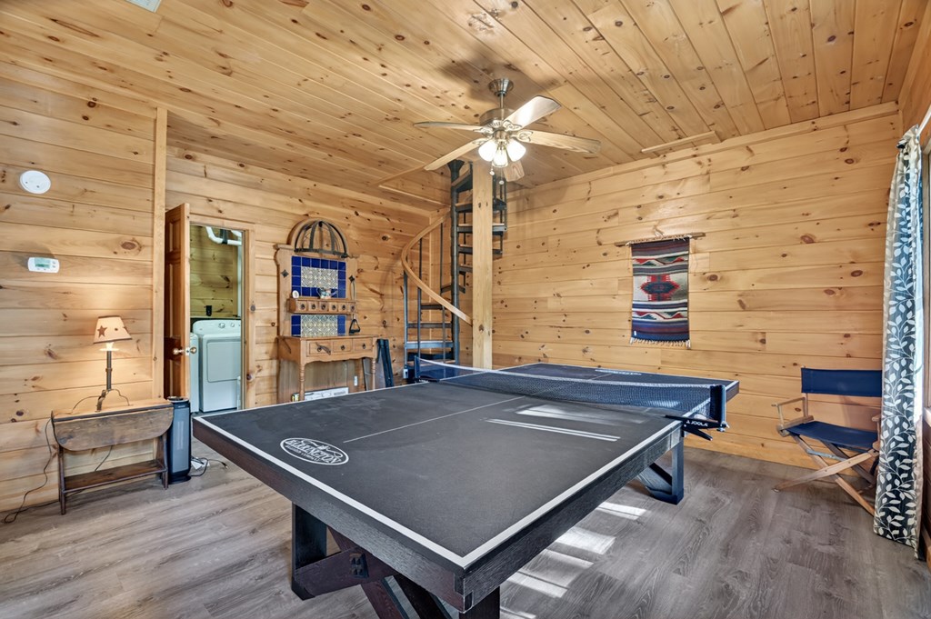 423 Laurel Creek Road