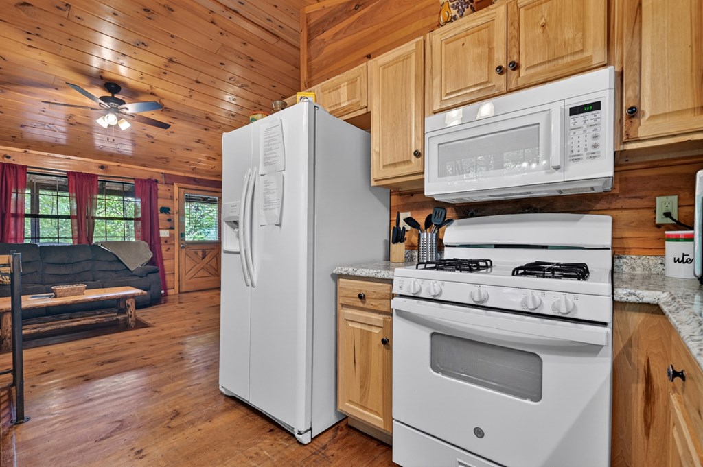 423 Laurel Creek Road