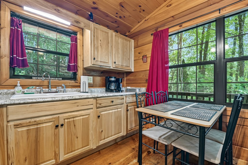 423 Laurel Creek Road