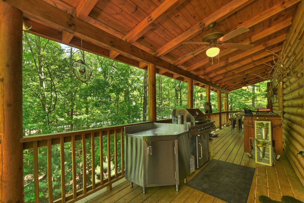 381 Morley Court