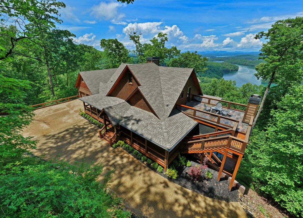 454 Genessee Path