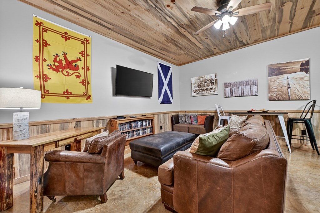 510 Gallery Court
