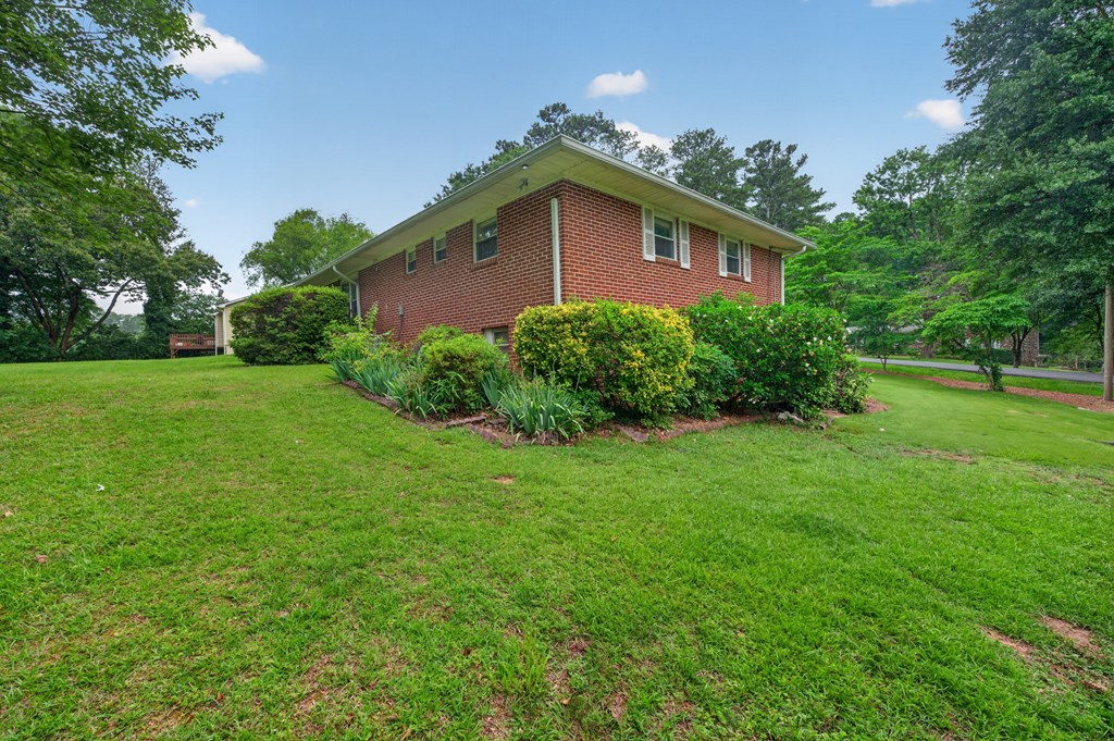 940 Chesterfield Drive
