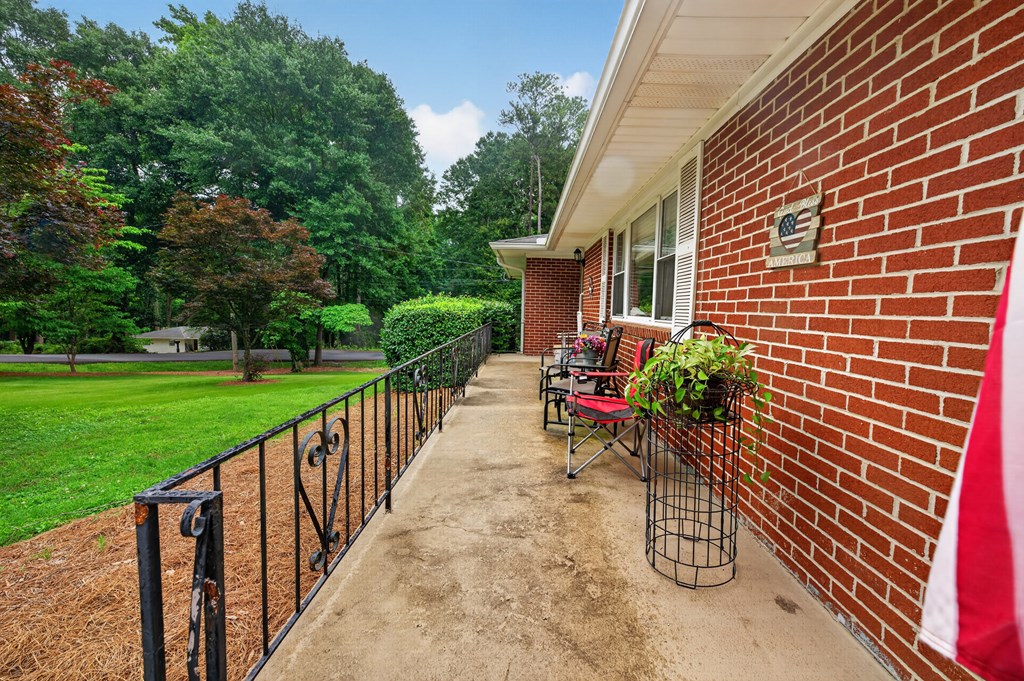 940 Chesterfield Drive