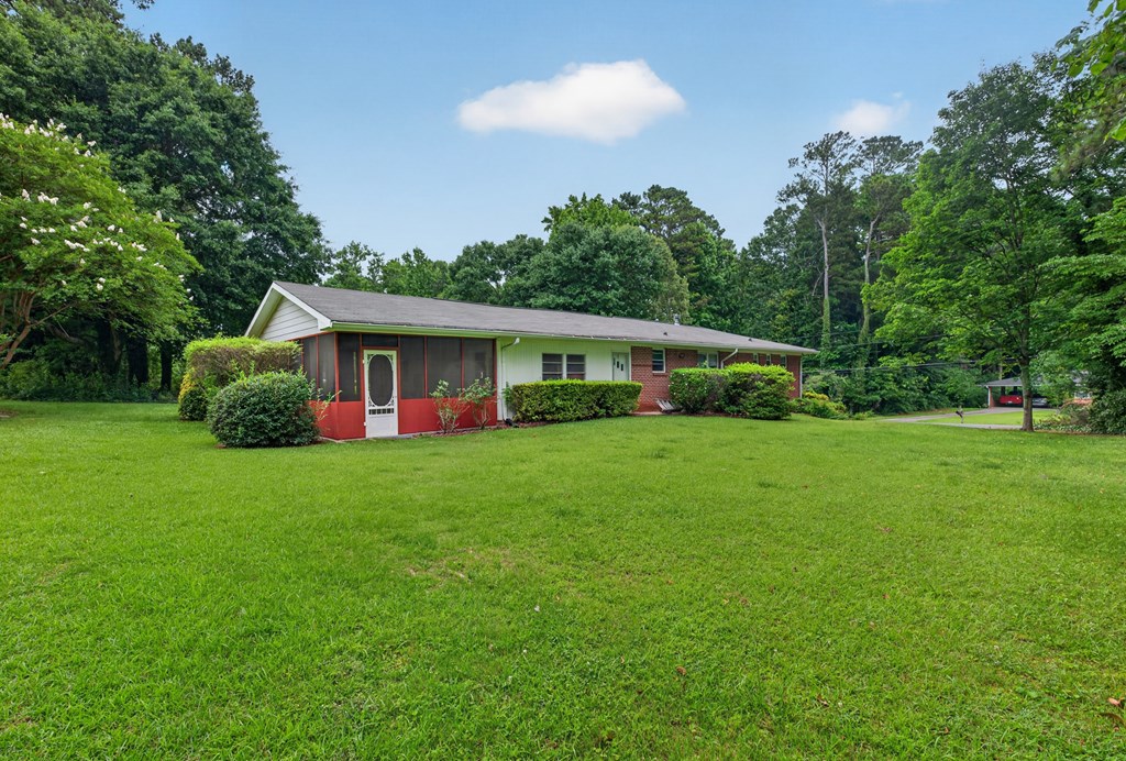 940 Chesterfield Drive