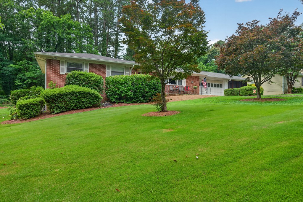 940 Chesterfield Drive