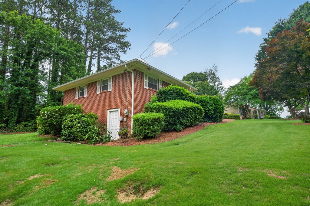 940 Chesterfield Drive