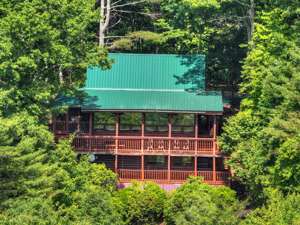 277 Hickory Nut Trail