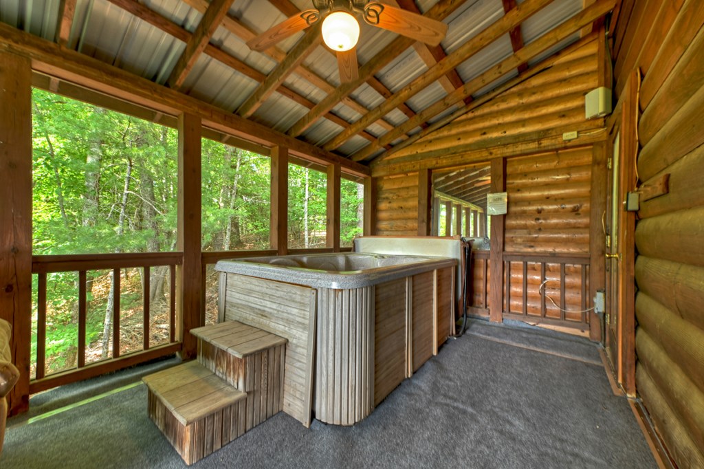 277 Hickory Nut Trail
