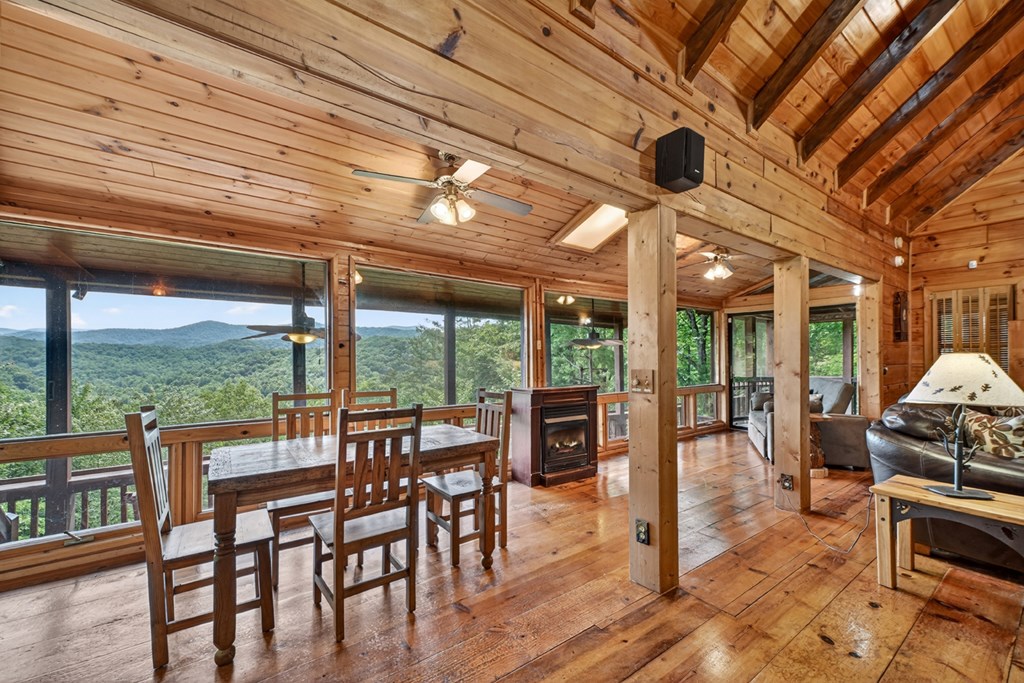 277 Hickory Nut Trail