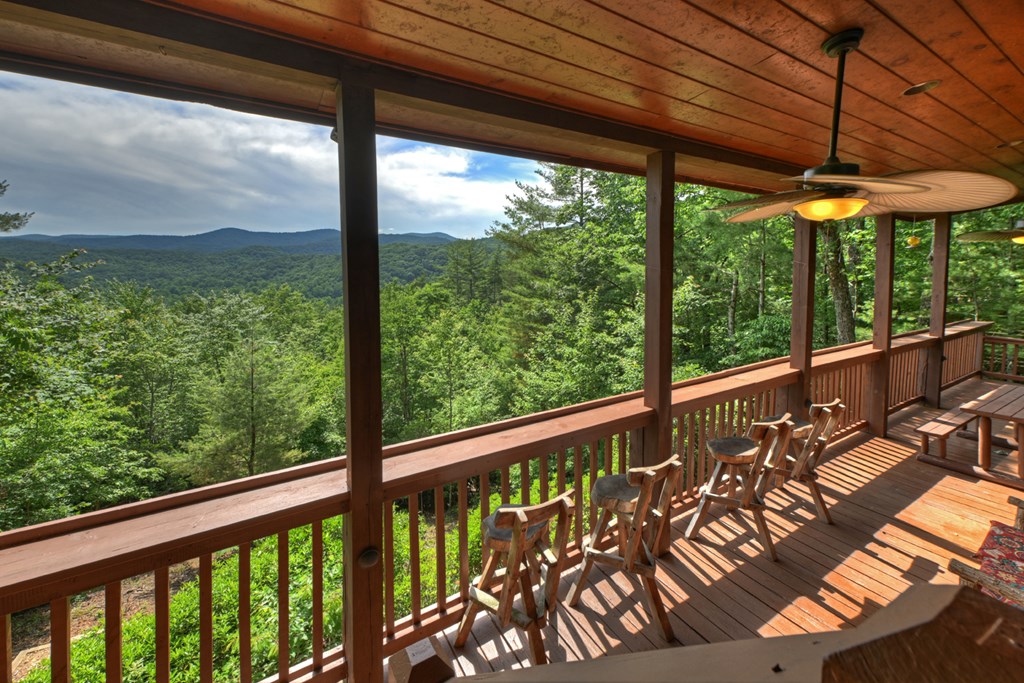 277 Hickory Nut Trail