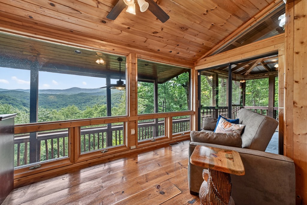 277 Hickory Nut Trail