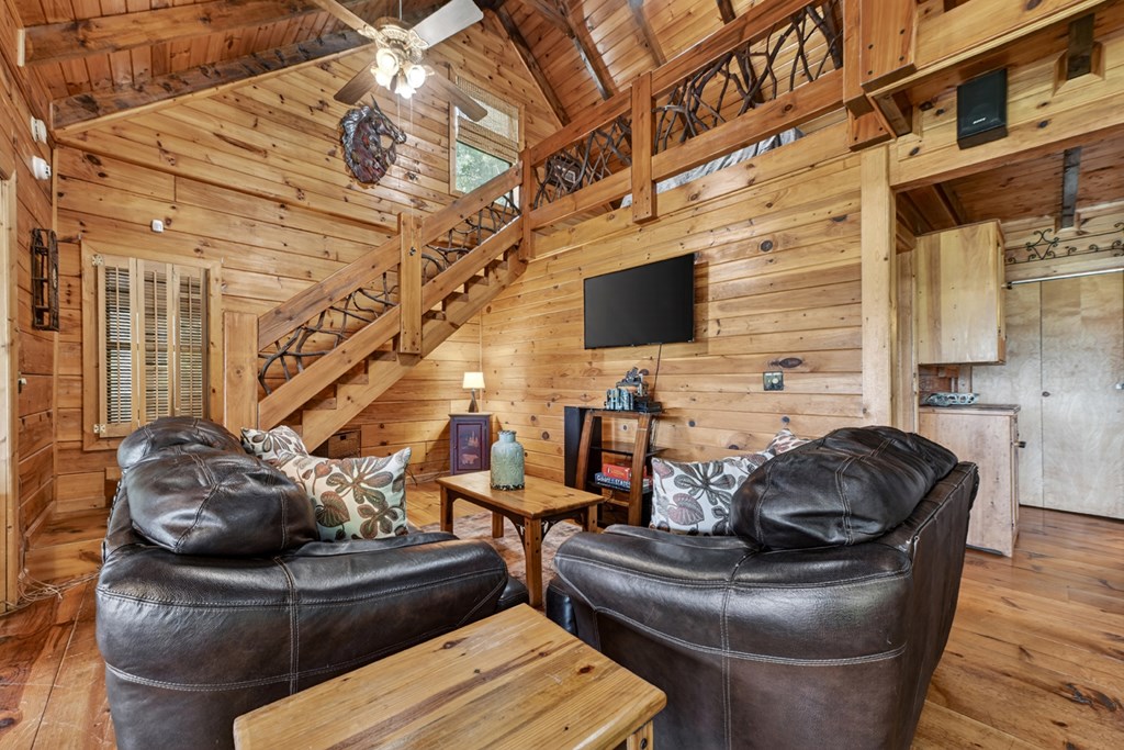 277 Hickory Nut Trail