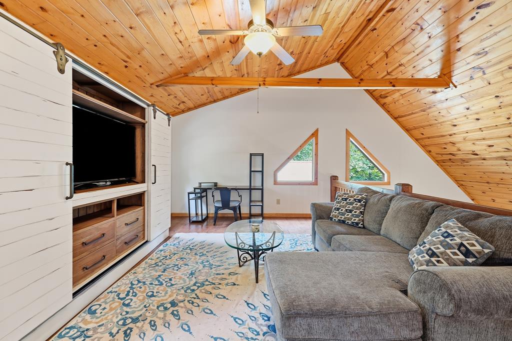 161 Arbor Way