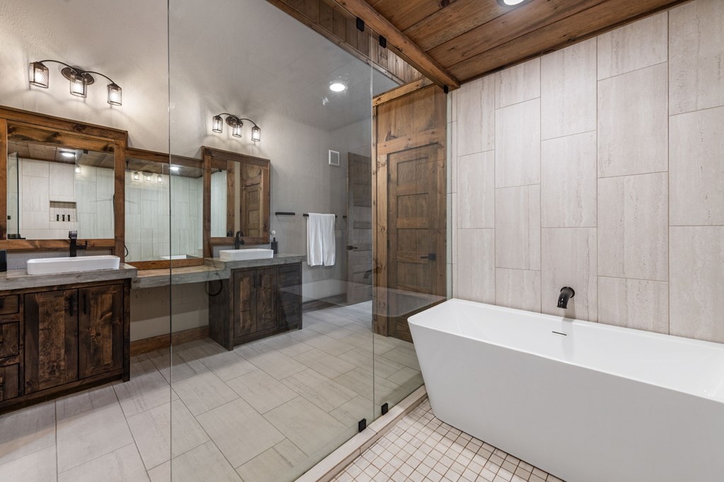 351 Black Dog Trail