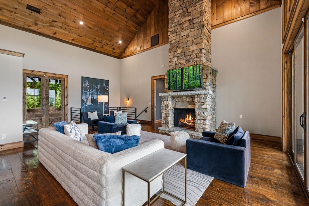351 Black Dog Trail