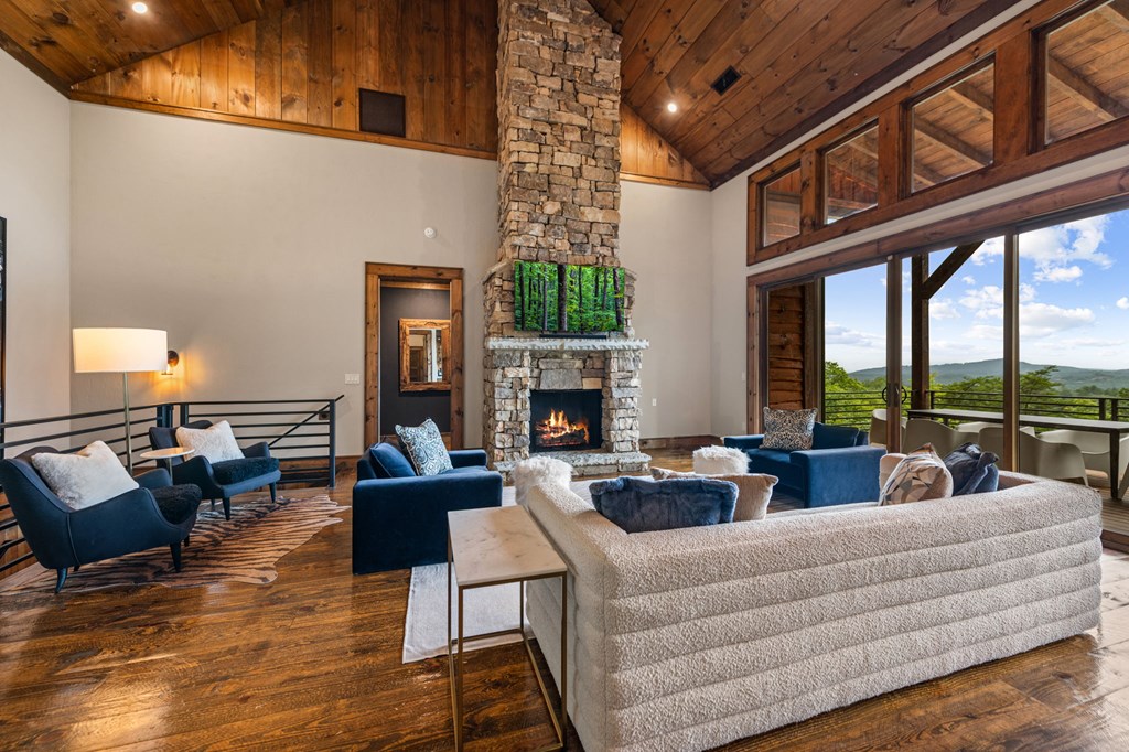 351 Black Dog Trail