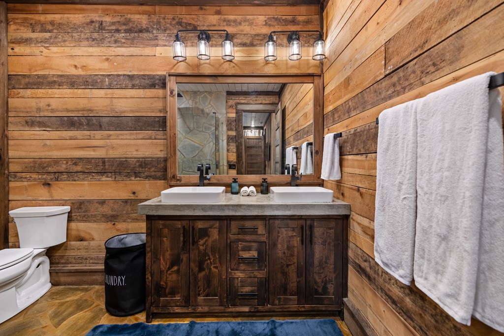 351 Black Dog Trail