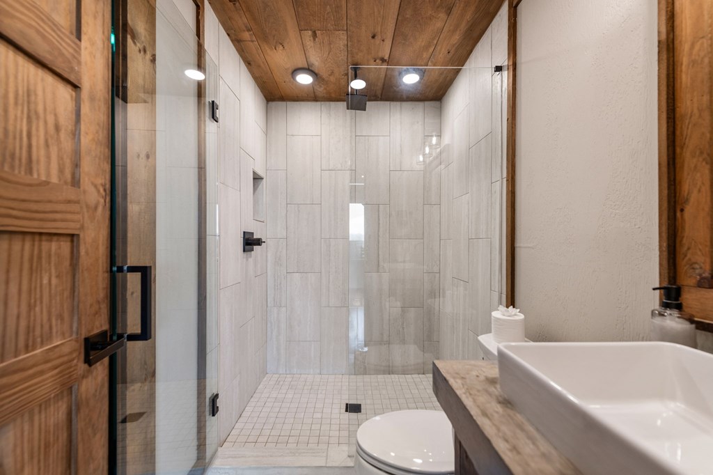 351 Black Dog Trail
