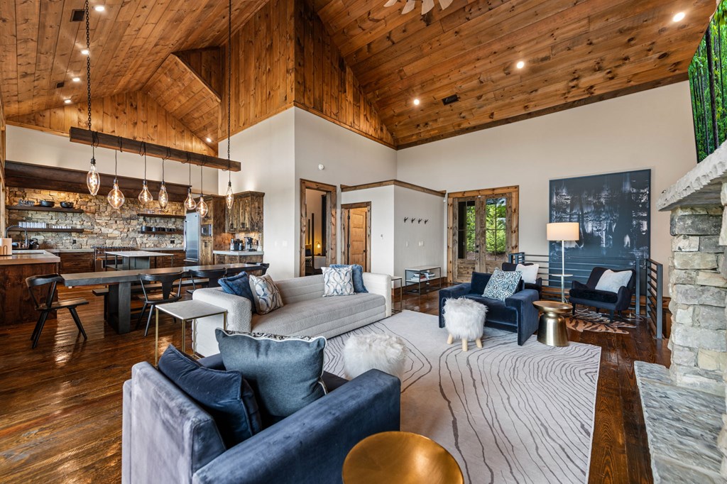 351 Black Dog Trail