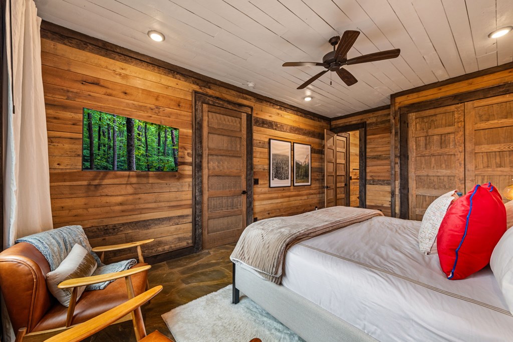 351 Black Dog Trail