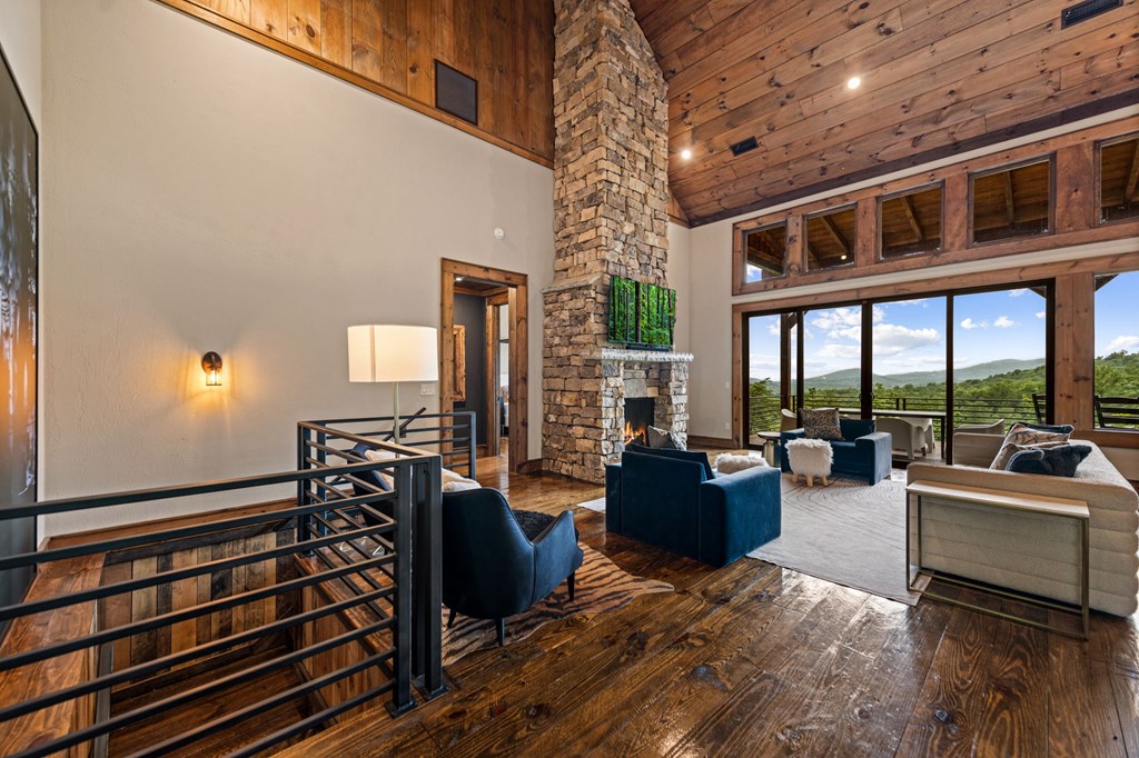 351 Black Dog Trail