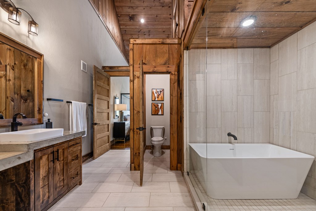 351 Black Dog Trail