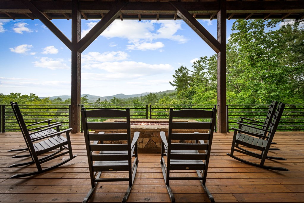 351 Black Dog Trail