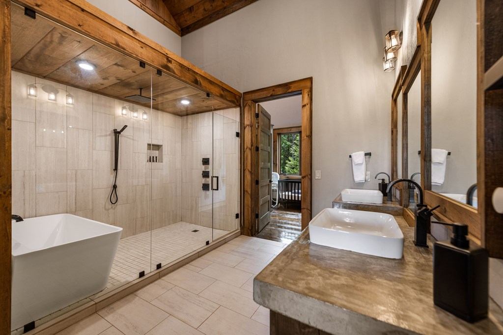 351 Black Dog Trail