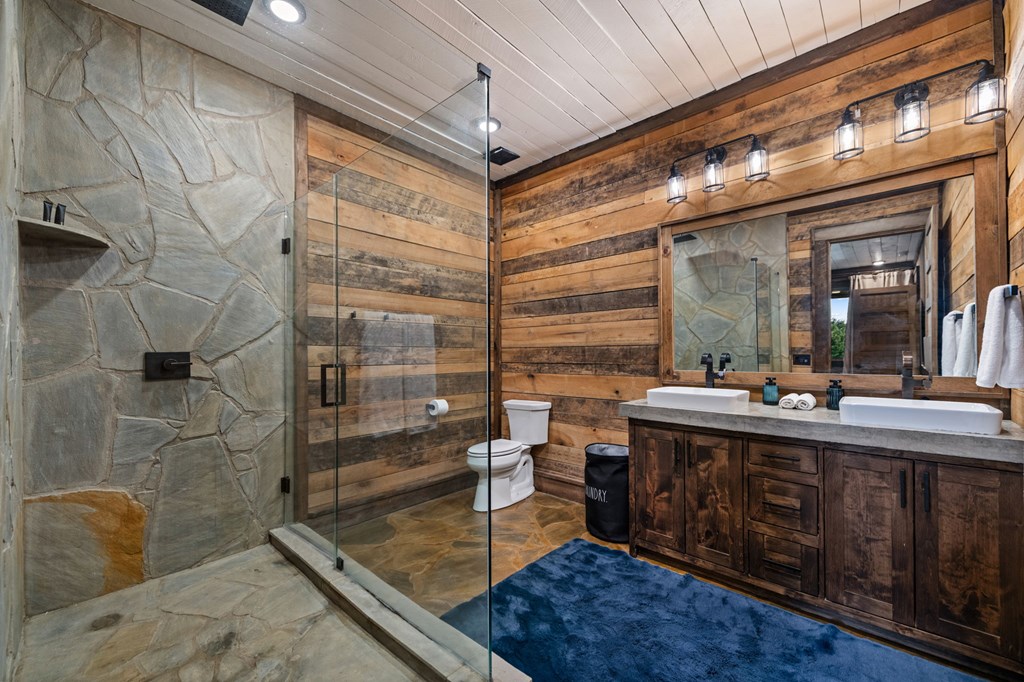 351 Black Dog Trail