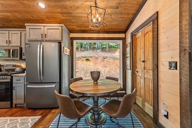 1360 Black Ankle Creek Road