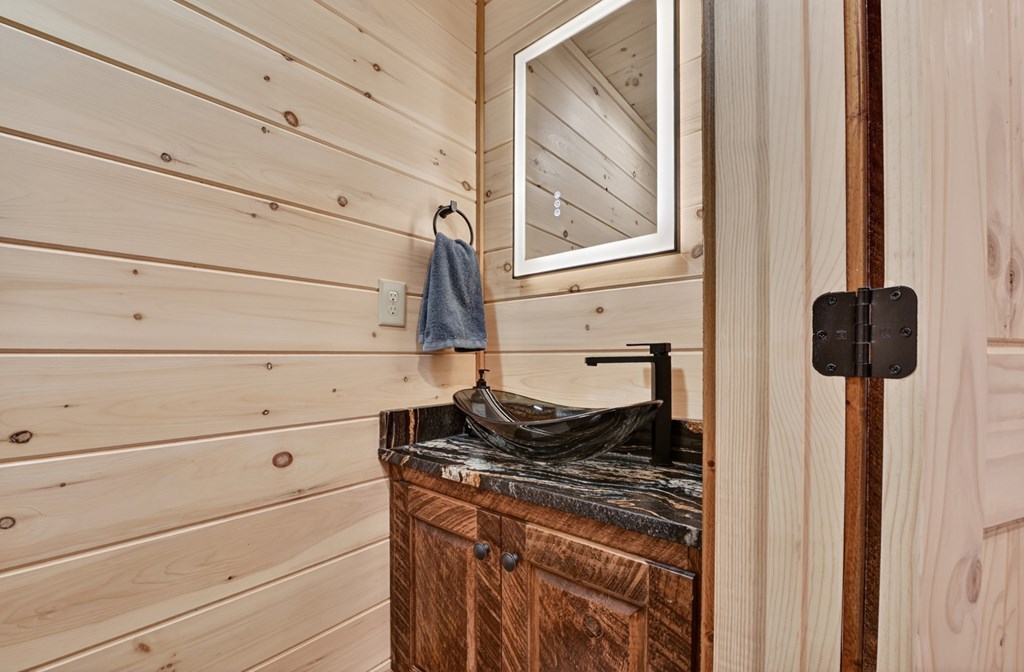 315 River Retreat Road