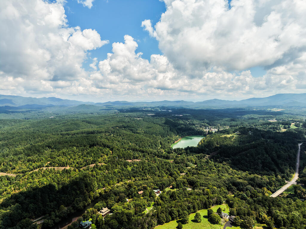 104 Hideaway Overlook