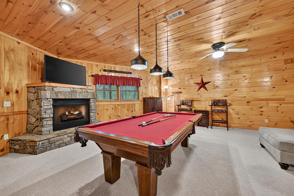 466 Hoot Owl Hill