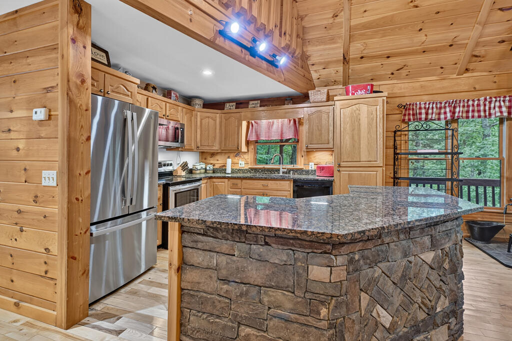 466 Hoot Owl Hill