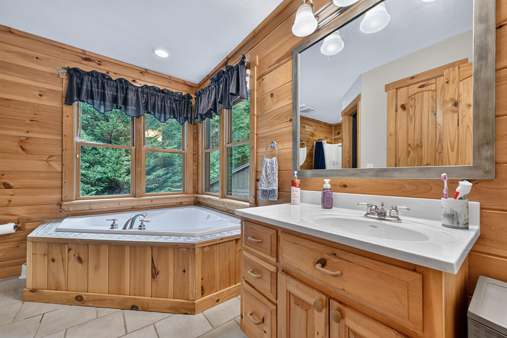 466 Hoot Owl Hill