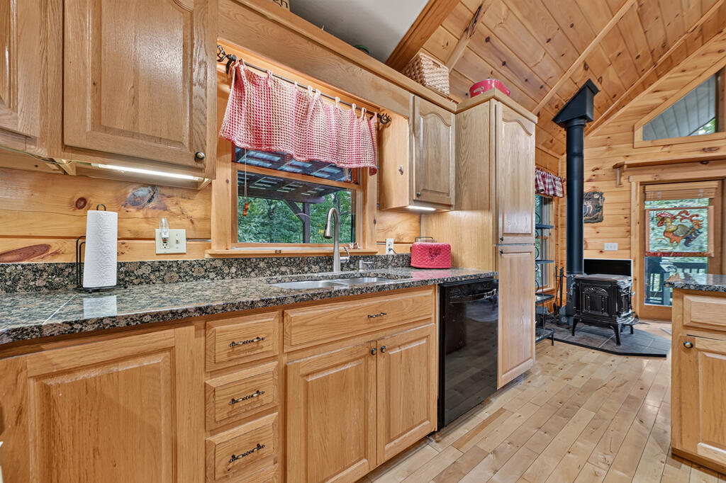 466 Hoot Owl Hill